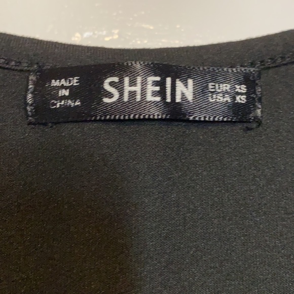 NWT shein pineapple cropped tank top - Picture 4 of 5